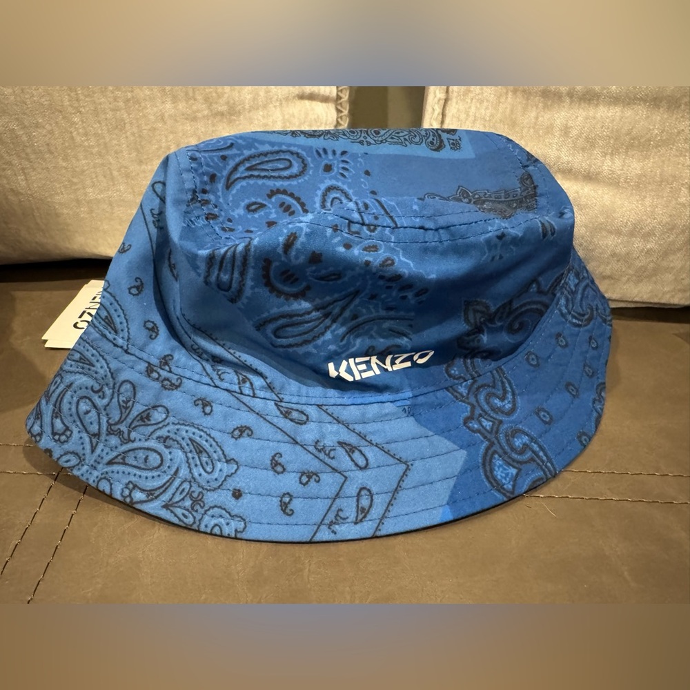 Kenzo Blue Paisley-Print Reversible Bucket Hat